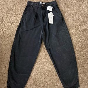 Zara Pleated Mom Jeans